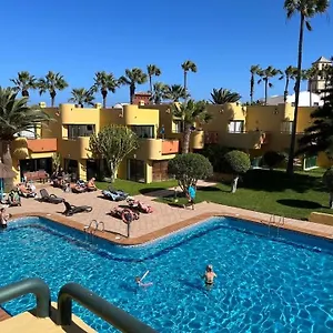 Atlantic Garden Andrew Pool Air Conditioning Holiday home